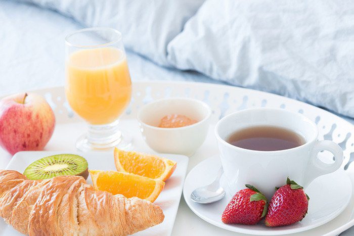 Breakfast in bed - budget Orlando