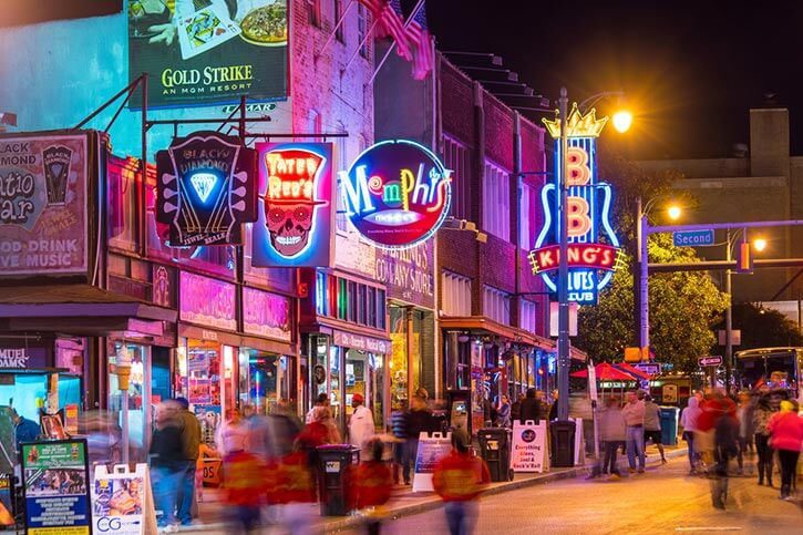 A photo of a busy street in Memphis, Tennessee.