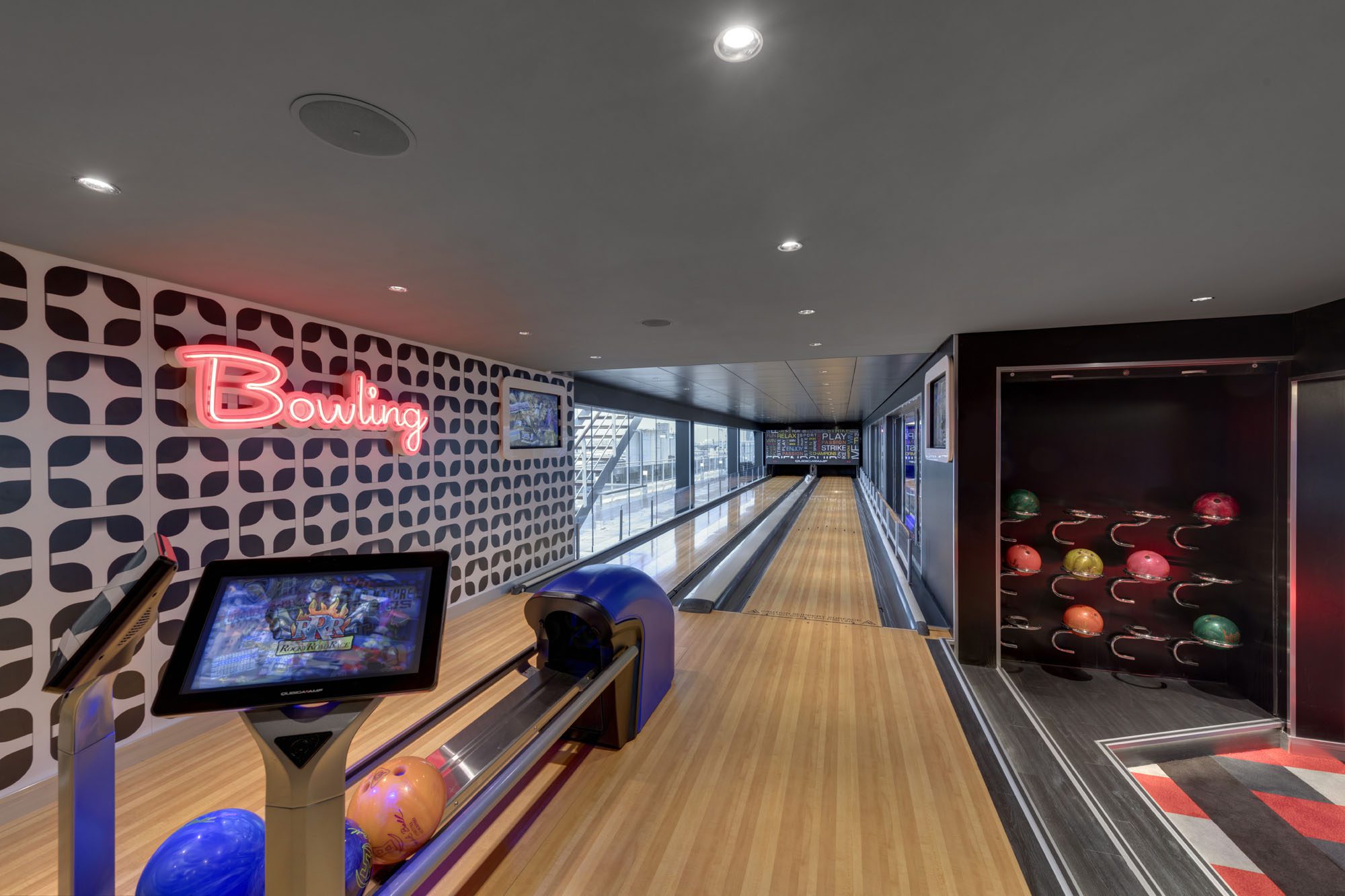 MSC Cruises bowling