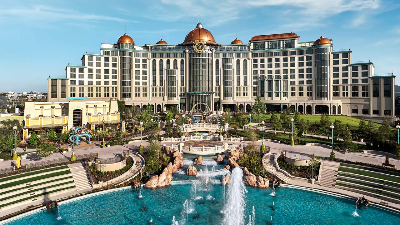 Helios Grand Hotel Universal Epic Universe
